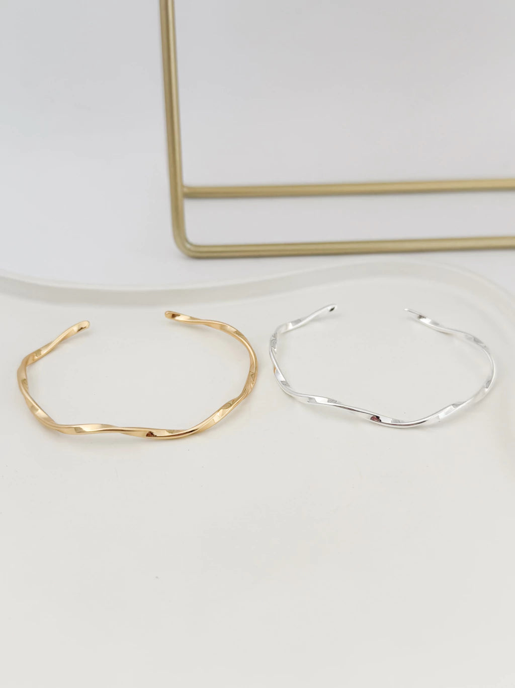 Bracelete fio torcido 2mm